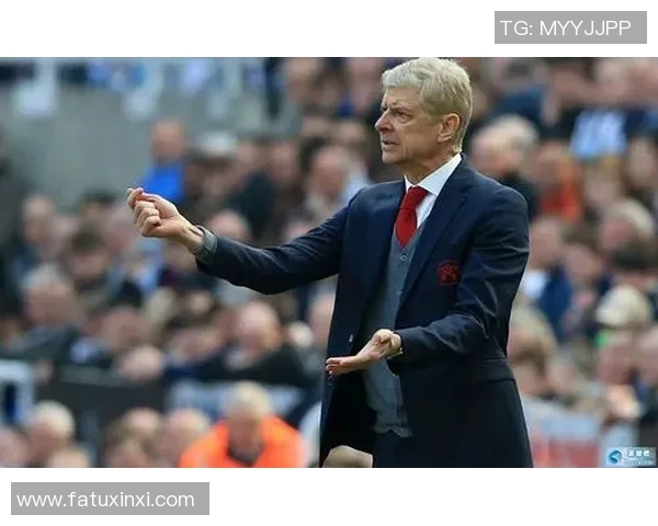 瑞士足球明星的崛起与成就解析：从早期征战到世界舞台的辉煌旅程